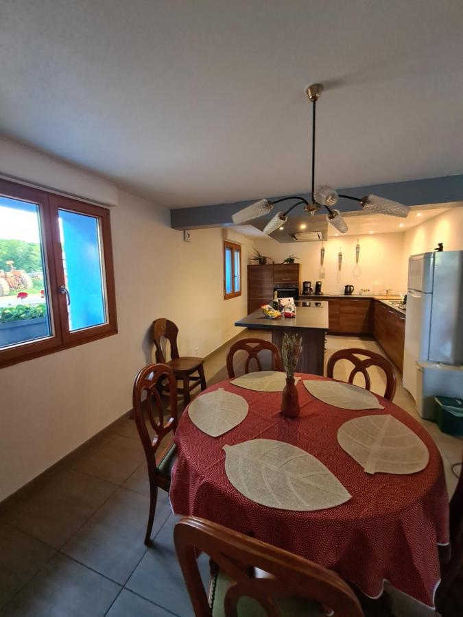 Agréable appartement avec Spa proche de la forêt Bréchaumont Exterior foto